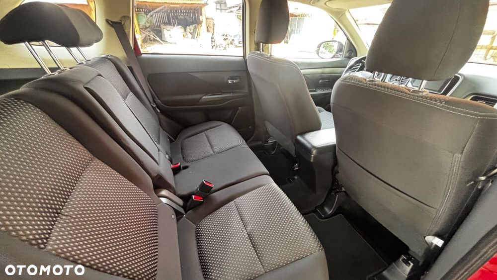 Mitsubishi Outlander 2.0 2WD - 20