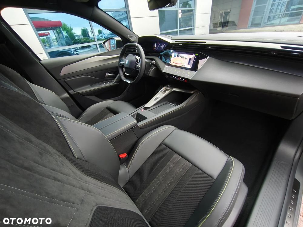 Peugeot 408 1.2 PureTech mHEV GT Exclusive S&S e-DSC6 - 16