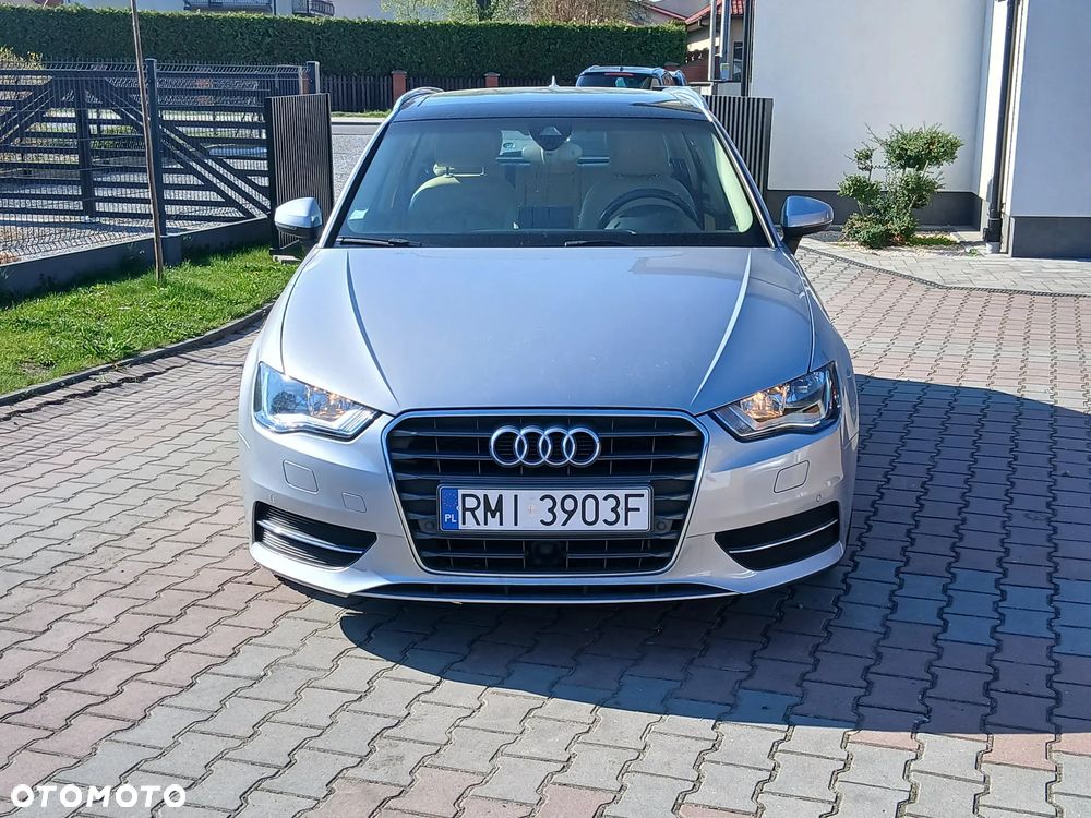 Audi A3 Sportback 1.6 TDI (clean diesel) Attraction - 2