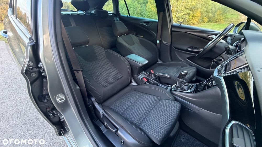 Opel Astra - 18