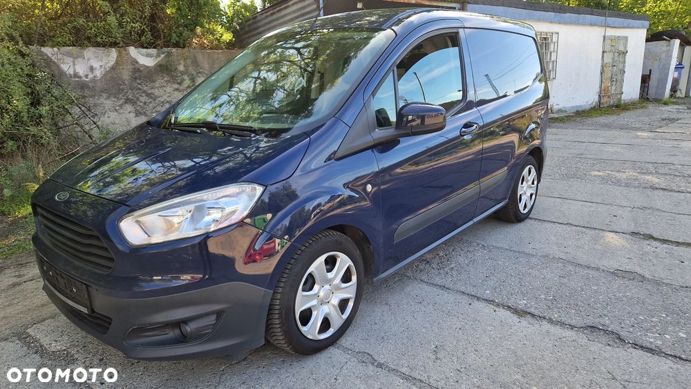 Ford TRASIT COURIER - 24