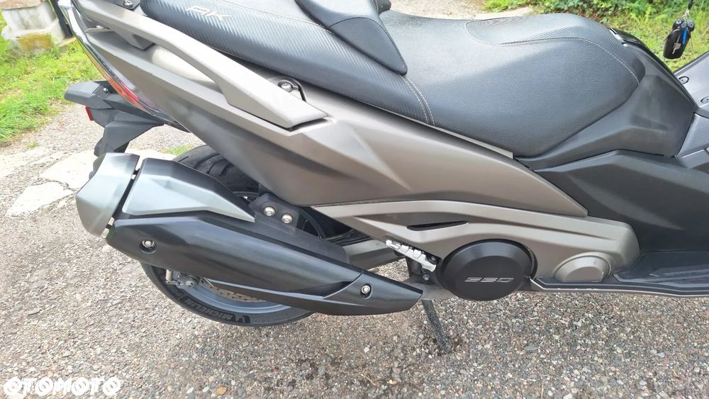 Kymco AK 550 - 4