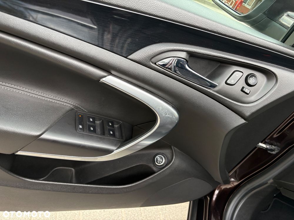 Opel Insignia CT 2.0 CDTI - 12