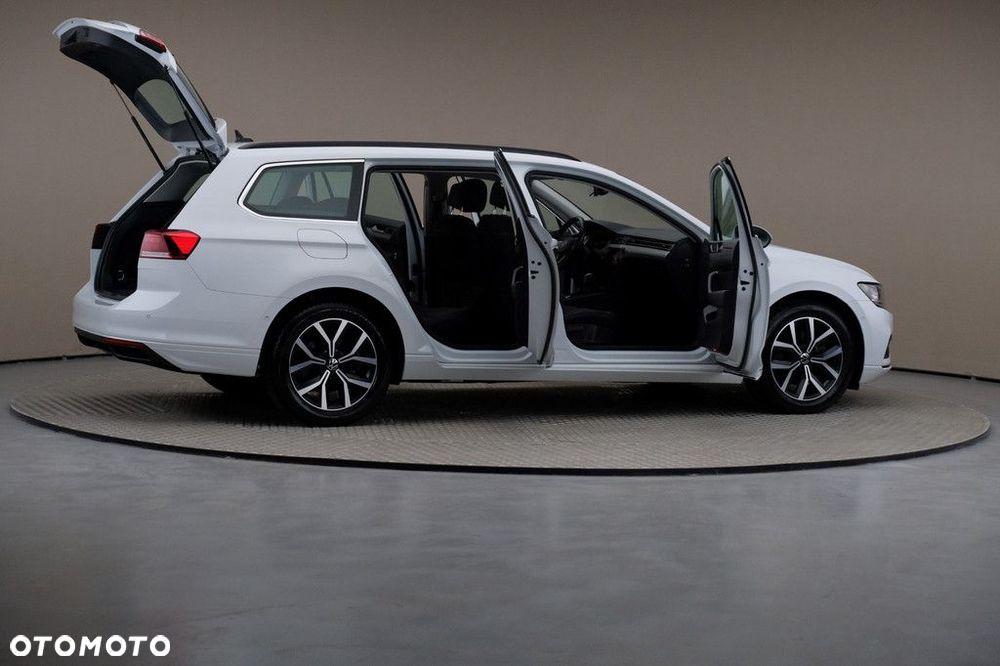 Volkswagen Passat Variant 1.5 TSI EVO Business DSG - 6