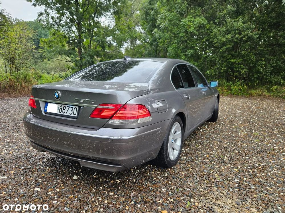 BMW Seria 7 730d - 4