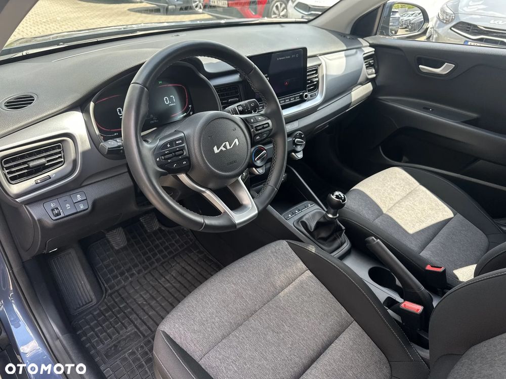 Kia Stonic 1.2 M - 10