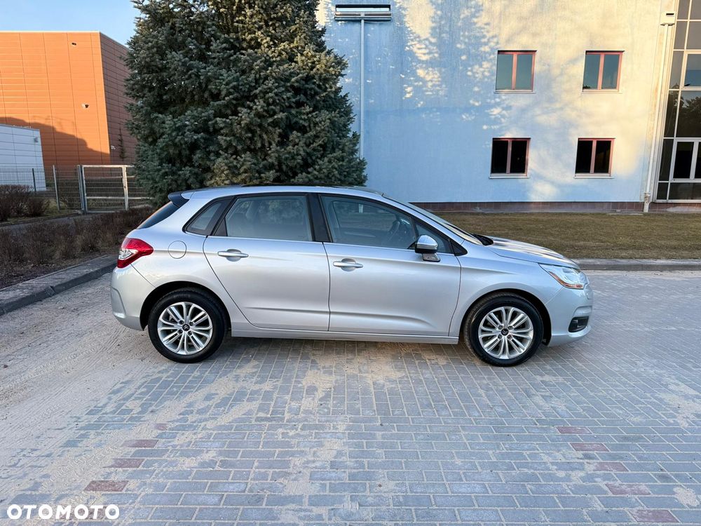 Citroën C4 e-HDi 115 Exclusive - 23