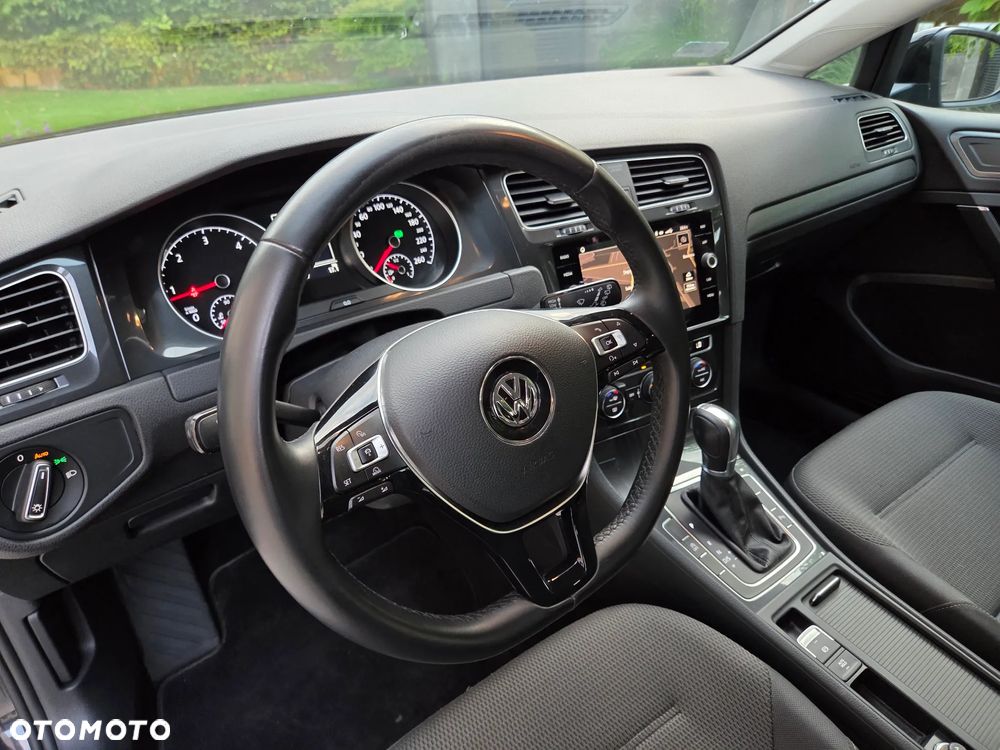 Volkswagen Golf Variant - 15