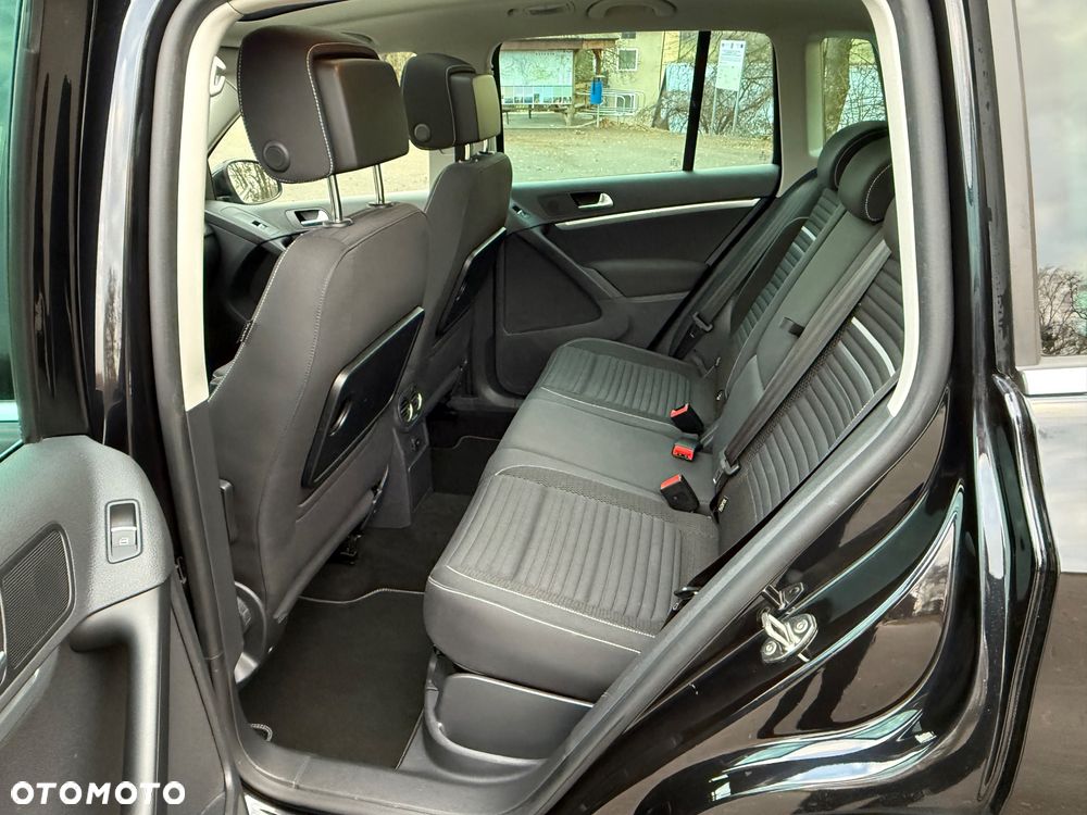 Volkswagen Tiguan 2.0 TDI DPF 4Motion BlueMotion Technology Cup Sport & Style - 26