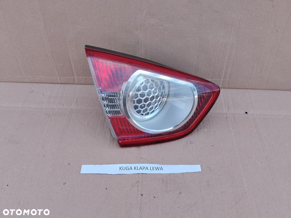 Lampa ŚWIATŁO Tył Tylna w Klapę klapa Lewa FORD KUGA 1 MK1 - 1