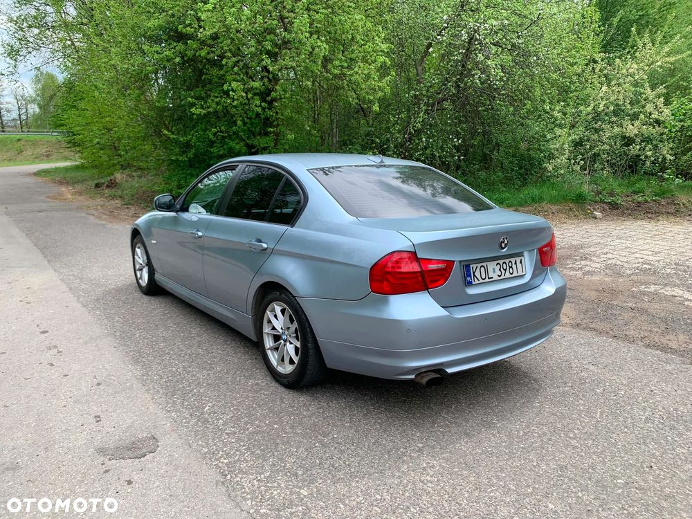 BMW Seria 3 316d - 4
