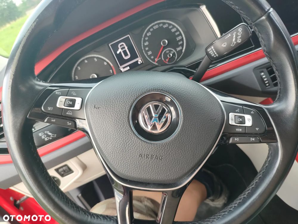 Volkswagen Polo 1.0 Blue Motion Technology beats - 6