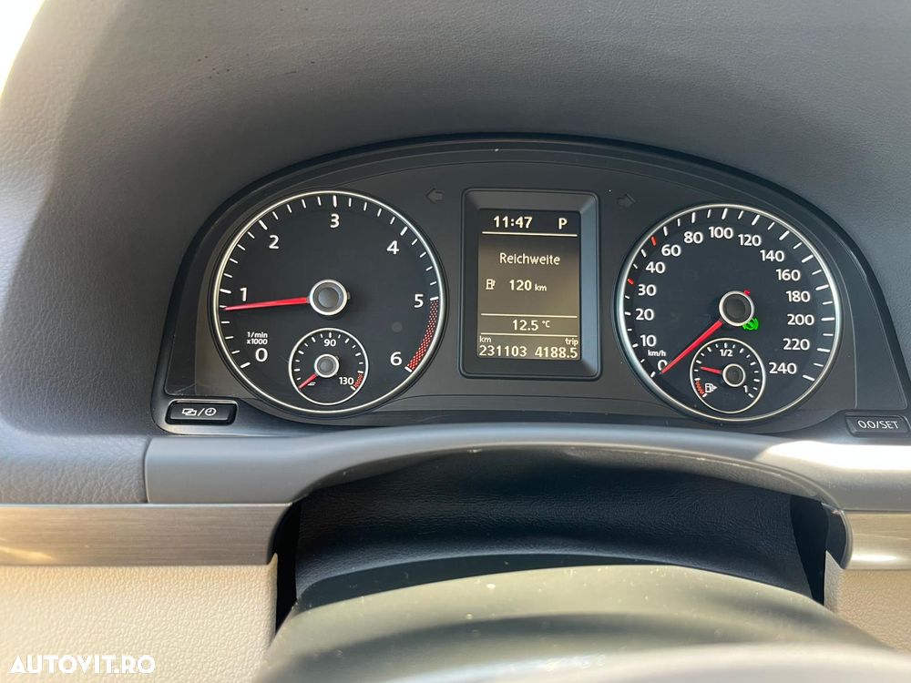 Volkswagen Touran 1.6 TDI DPF DSG Life - 12