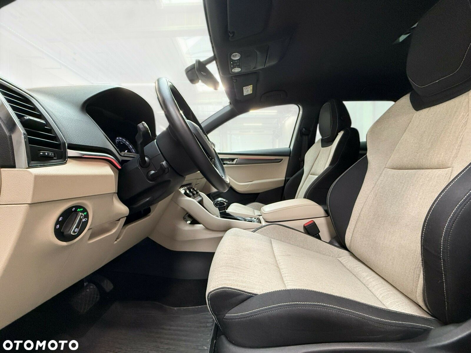 Skoda Karoq 1.5 TSI ACT 4x2 Style DSG - 17