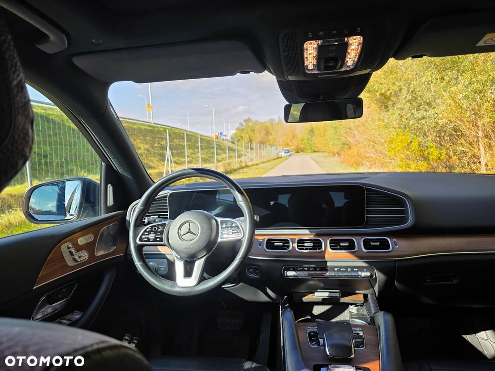Mercedes-Benz GLE 300 d 4-Matic - 17
