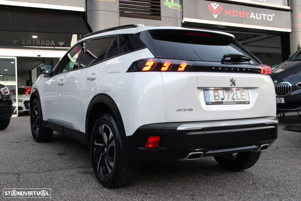 Peugeot 2008 1.2 PureTech Allure Pack EAT8 - 4