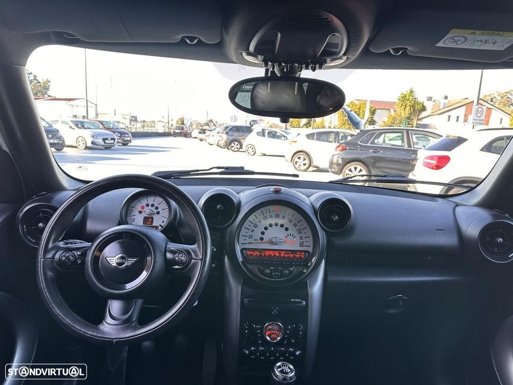 MINI Countryman Cooper D - 10