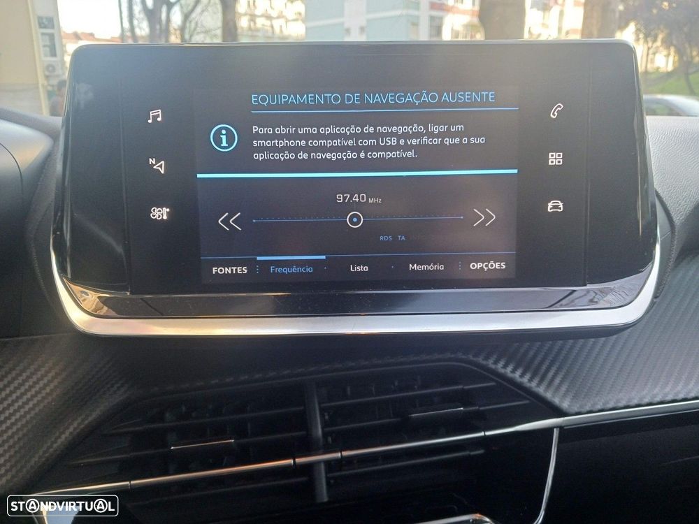 Peugeot 208 1.2 PureTech Active Pack - 17