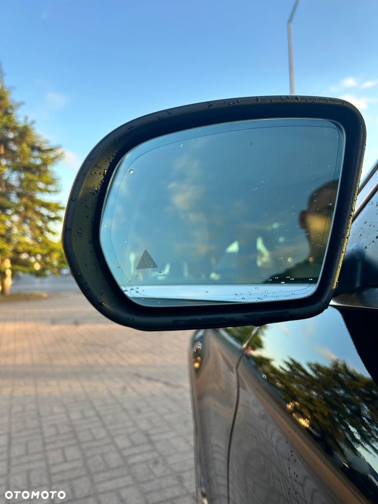 Mercedes-Benz GLC - 8