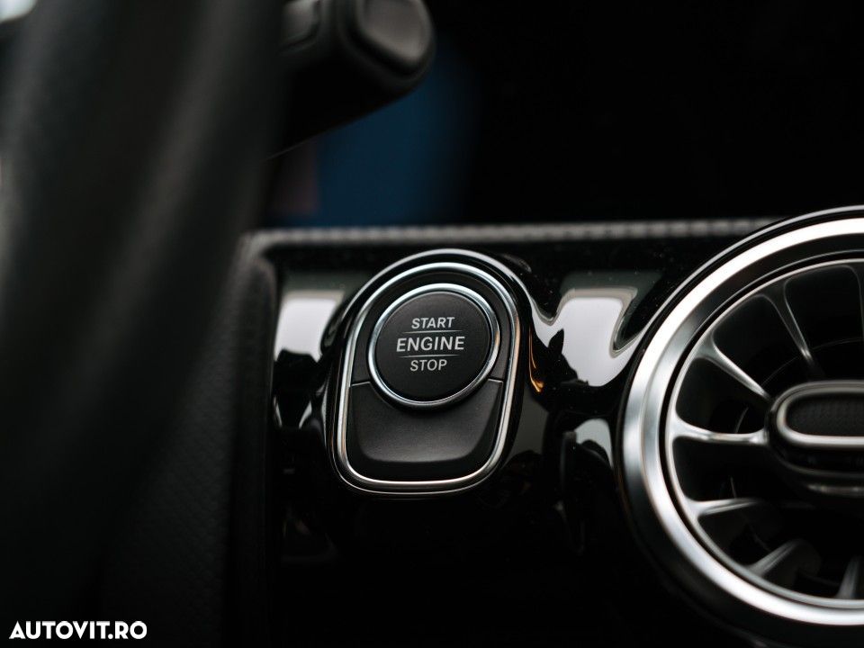 Mercedes-Benz A 250 - 23