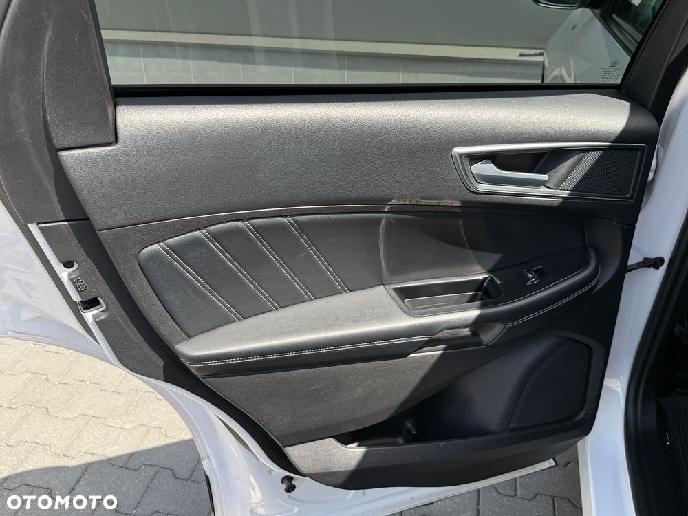 Ford Edge 2.0 TDCi Bi-Turbo 4x4 ST-LINE - 31