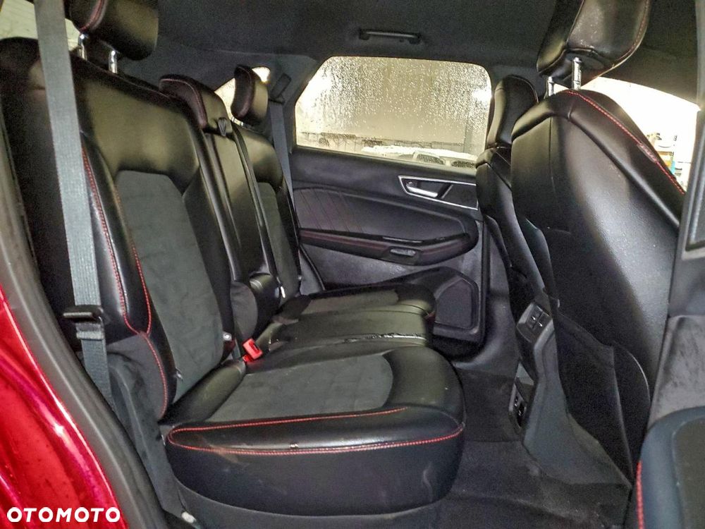 Ford Edge - 31