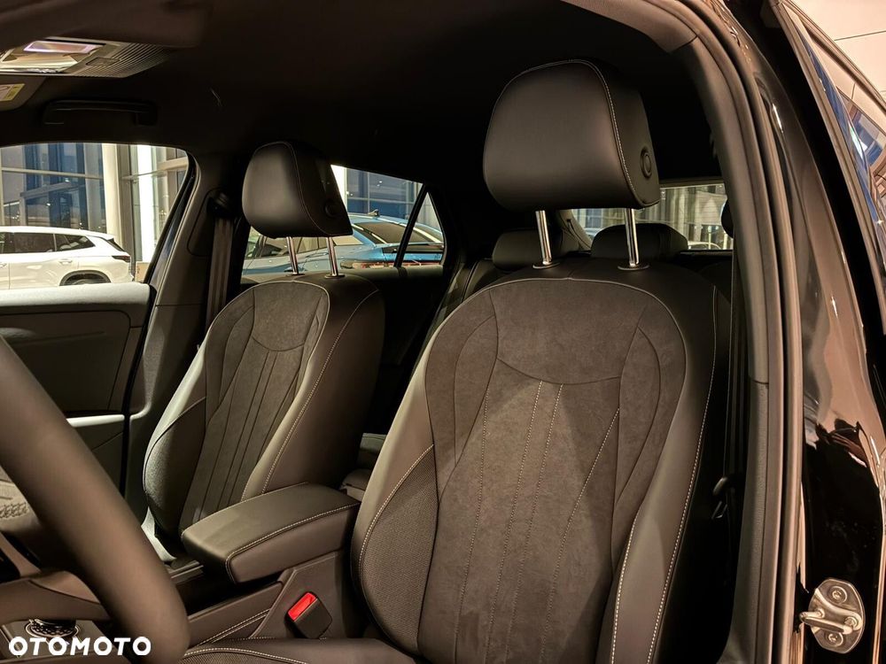 Volkswagen T-Roc - 7