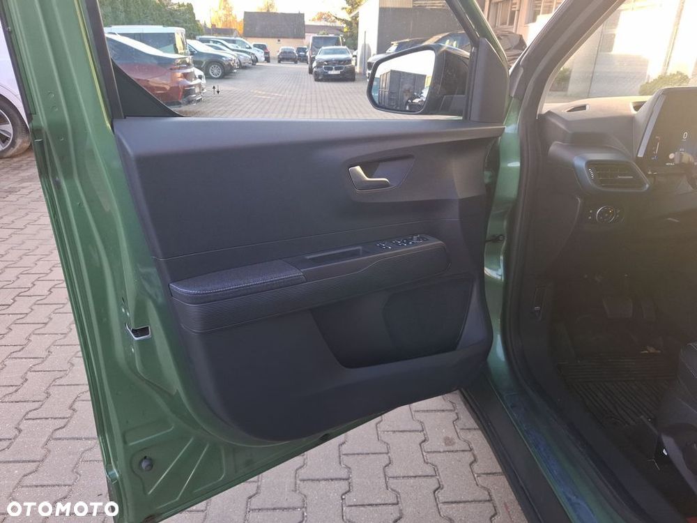 Ford Tourneo Courier - 24