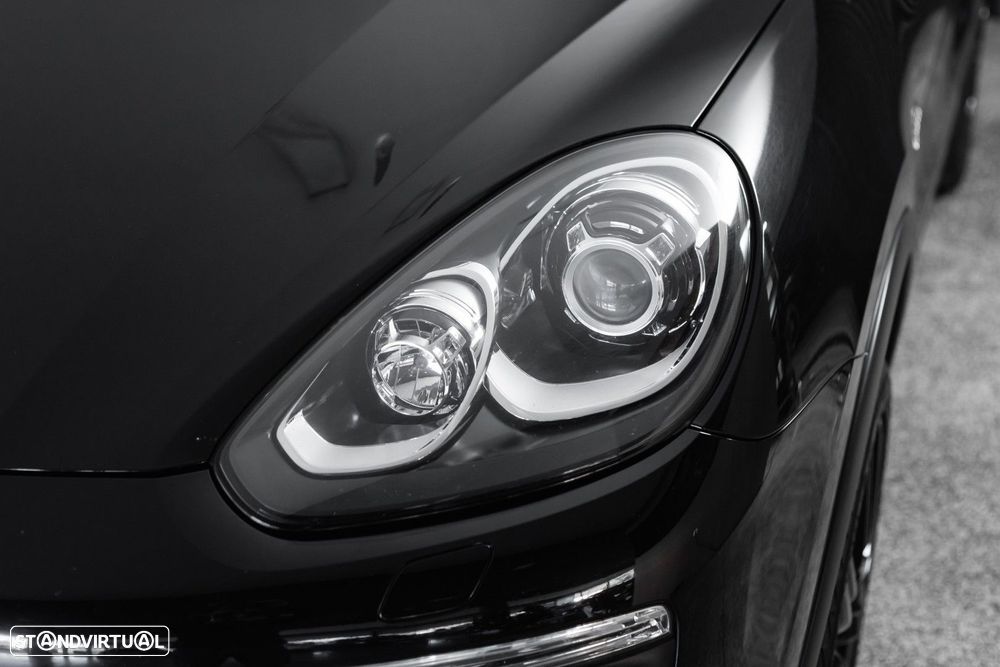 Porsche Cayenne S E-Hybrid - 6