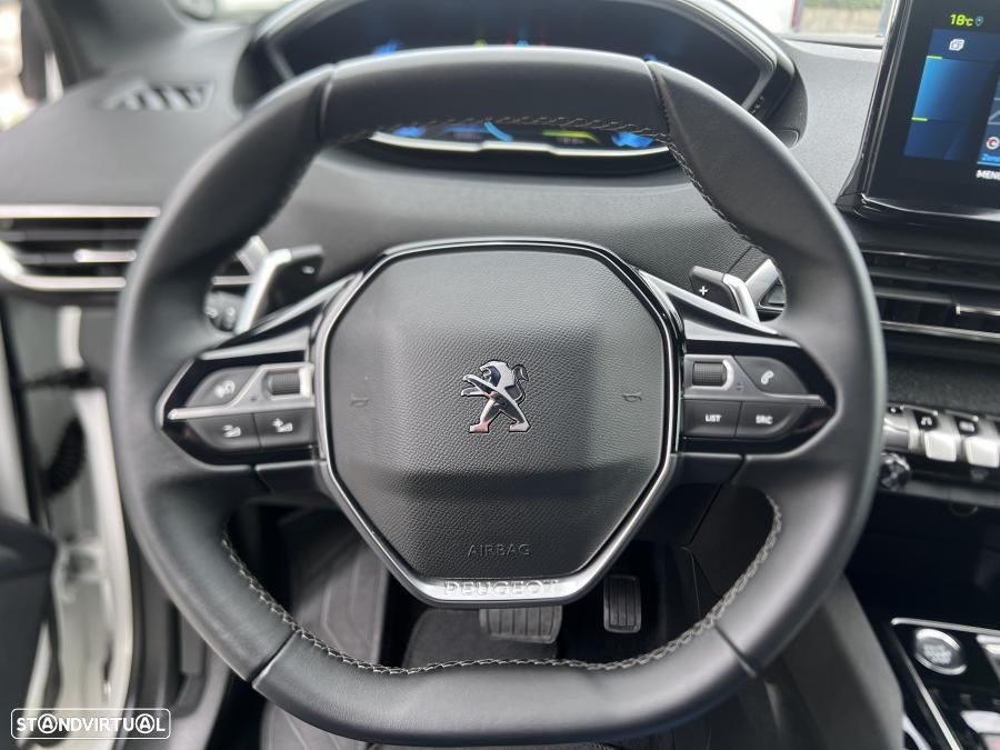 Peugeot 3008 1.6 Hybrid Allure Pack e-EAT8 - 25