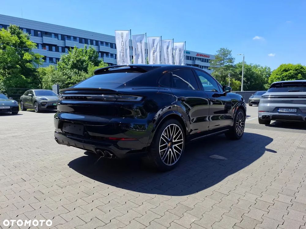 Porsche Cayenne E-Hybrid PHEV Black Edition - 2