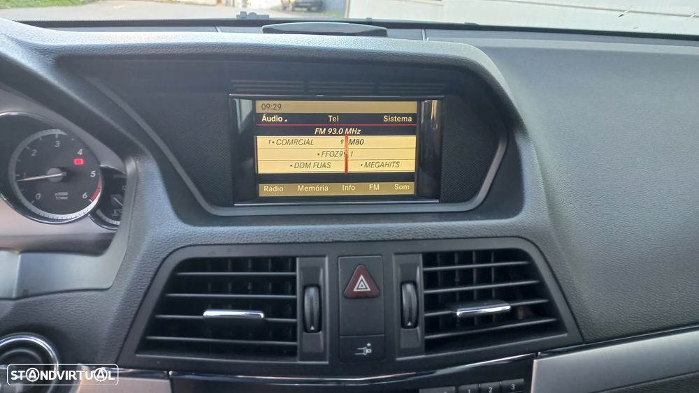 Mercedes-Benz E 220 CDi Avantgarde BlueEfficiency - 8