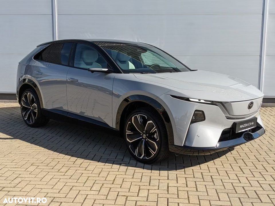 Mazda CX-6e - 1