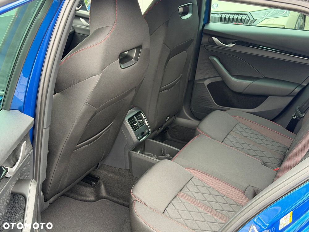 Skoda Octavia 2.0 TSI RS DSG - 18