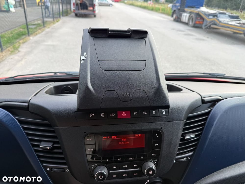 Iveco Daily 35S180, 3.0 180KM, L3H3, HiMatic, Winda, Bardzo zadbany - 29