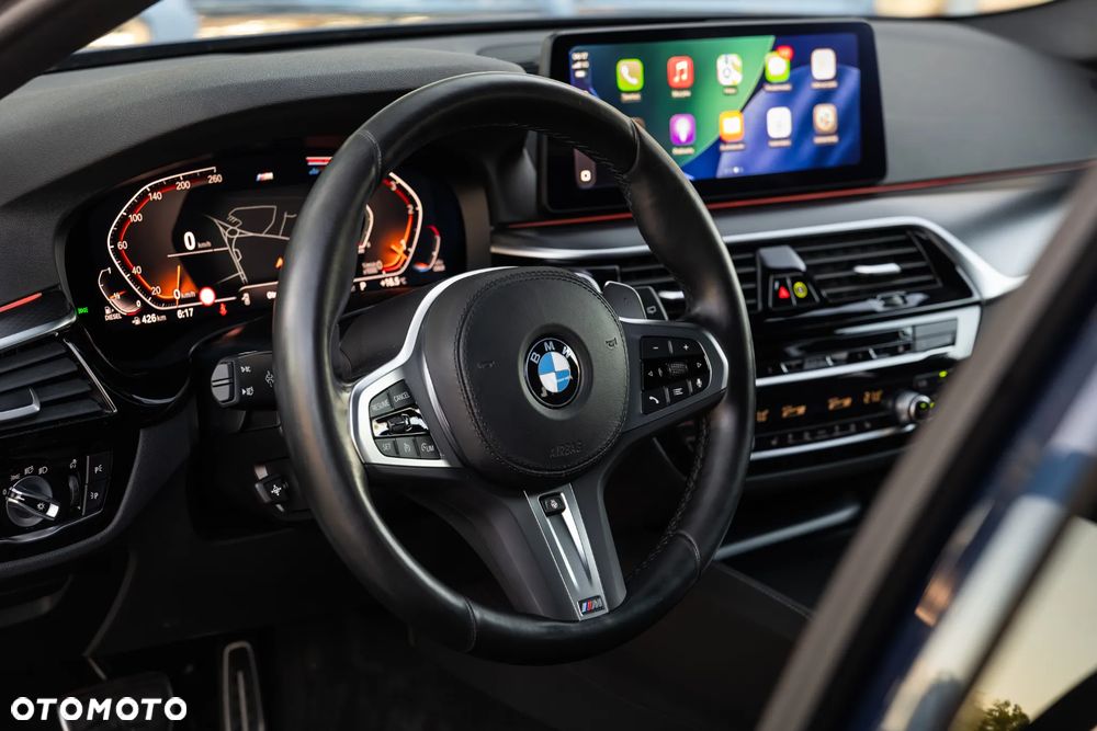 BMW Seria 5 520d xDrive M Sport sport - 18