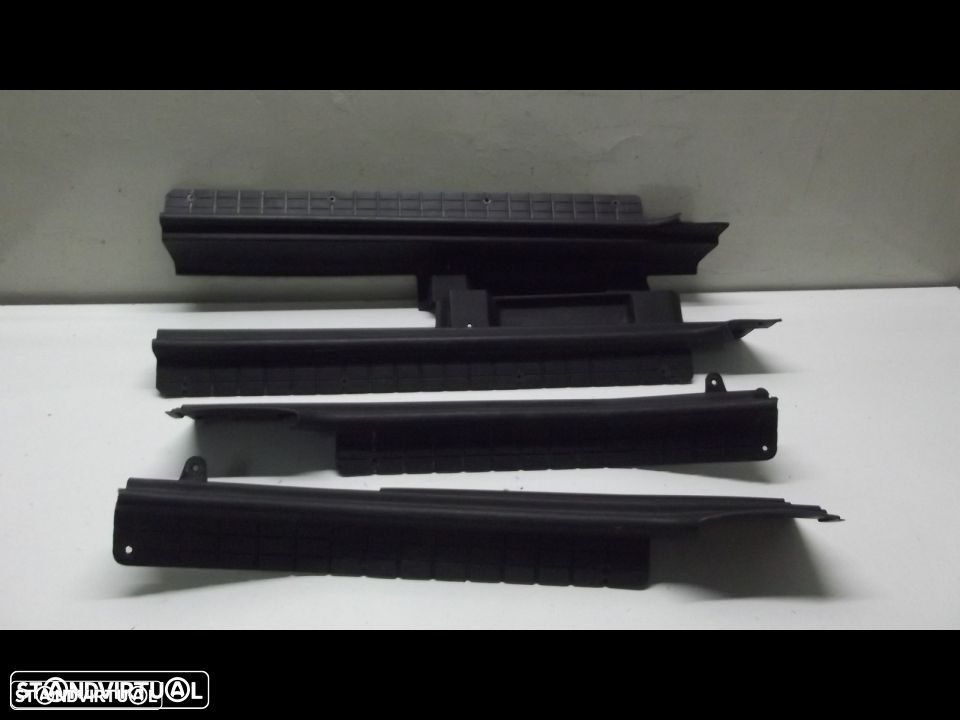 datsun 180 B e 160 B guarniçoes pousa pes - 2