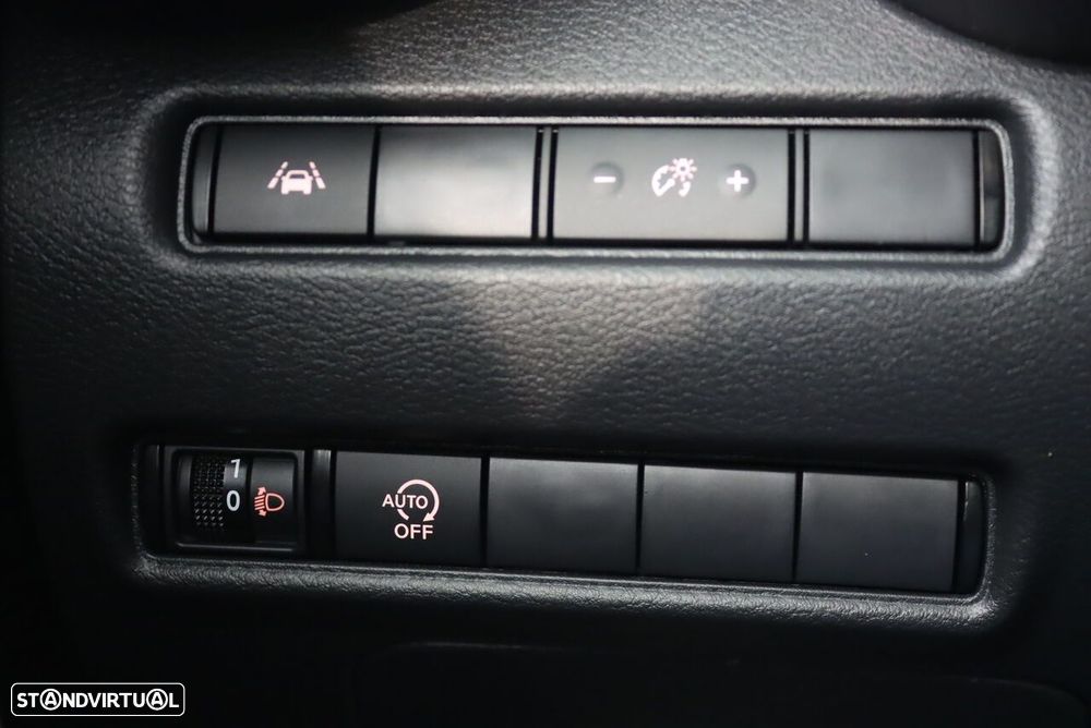 Nissan Juke 1.0 DIG-T N-Connecta DCT - 13