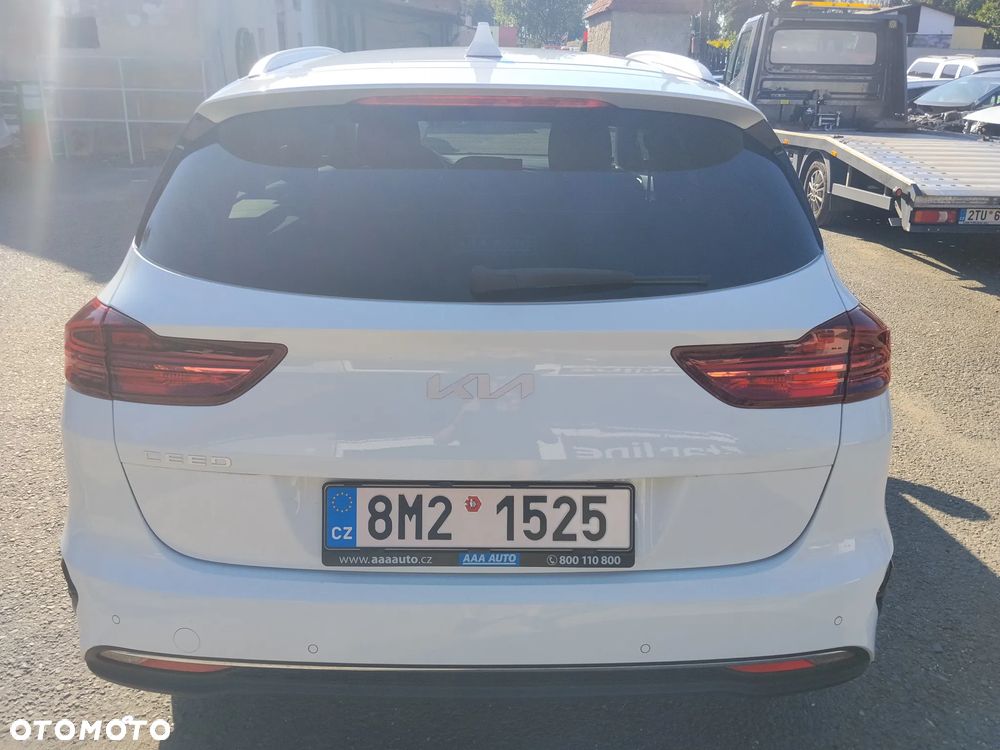 Kia Ceed - 15