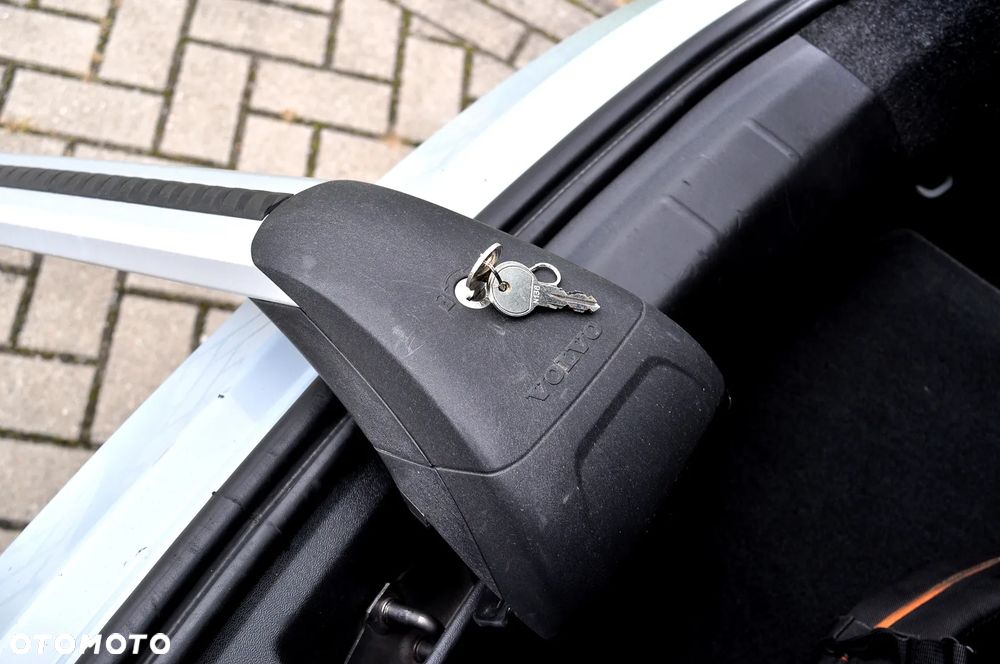 Volvo V40 D3 Inscription - 38