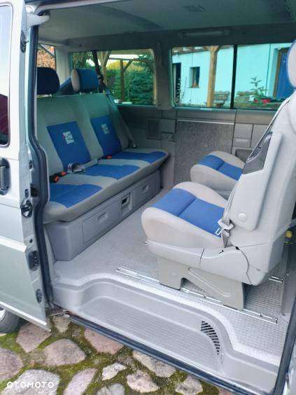 Volkswagen Multivan - 14