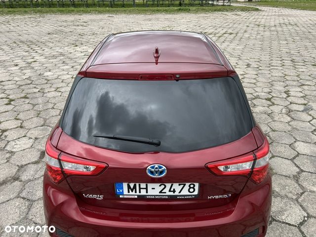 Toyota Yaris Hybrid 100 Life - 7