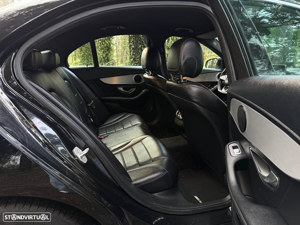 Mercedes-Benz C 300 h - 31