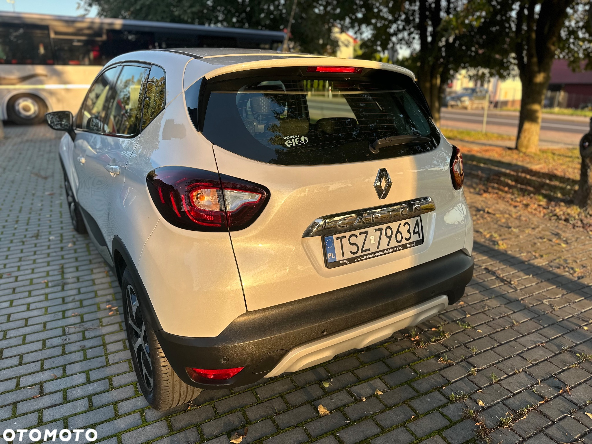 Renault Captur ENERGY TCe 90 Start&Stop Luxe - 10