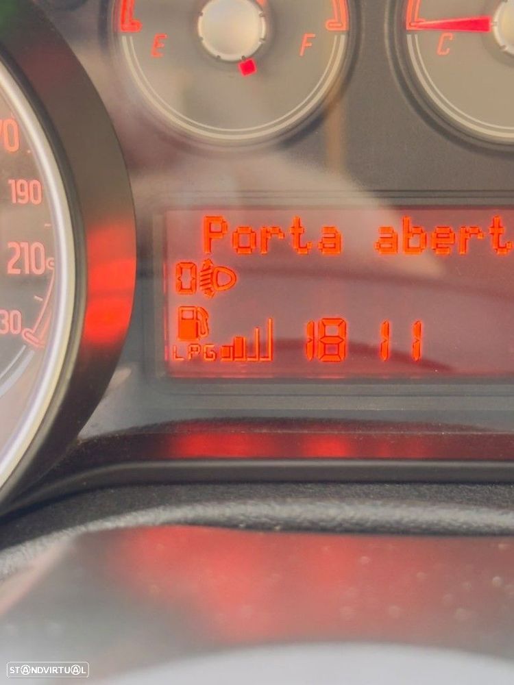 Fiat Punto 1.4 Easy GPL - 12