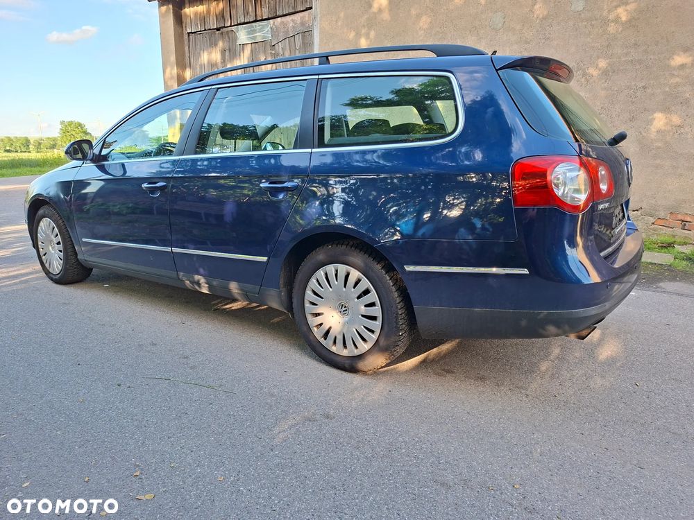 Volkswagen Passat 2.0 FSI Automatik Comfortline - 4