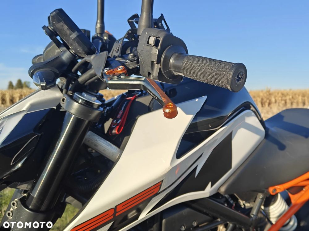KTM Duke 125 - 18