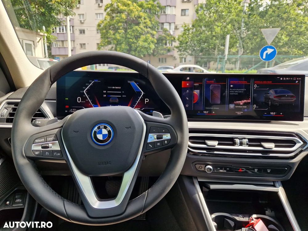 BMW Seria 3 320e AT PHEV - 12