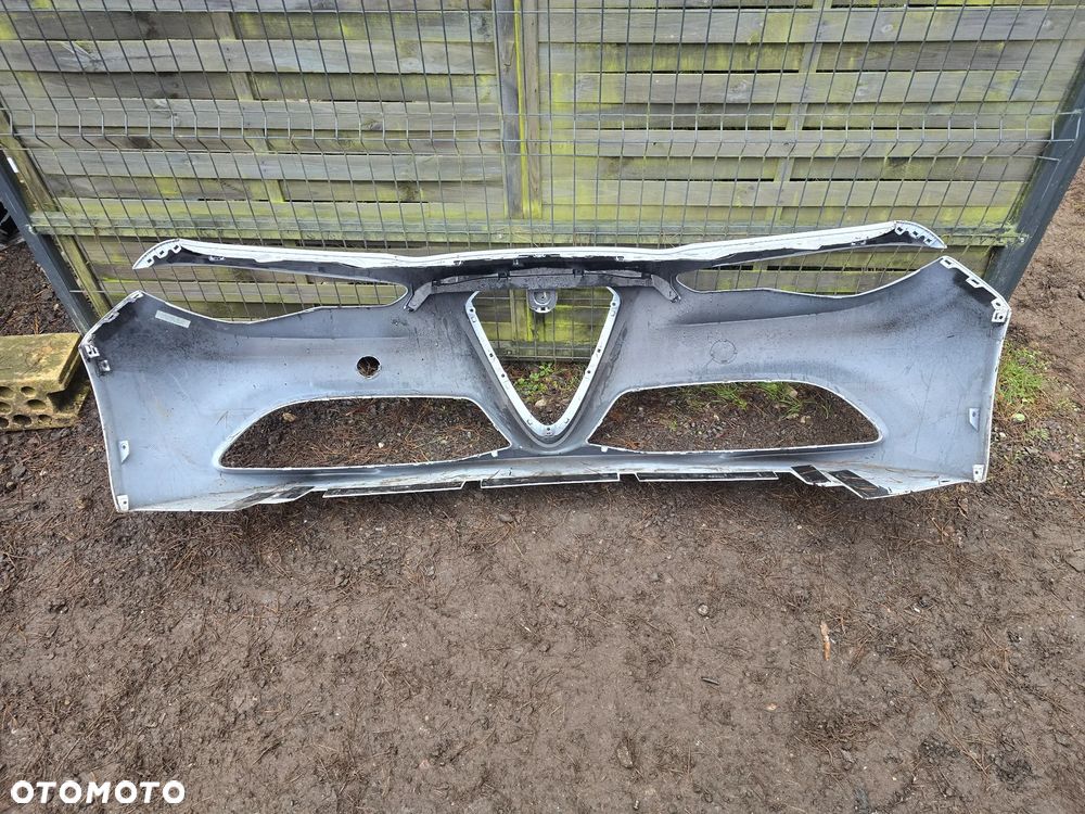 Alfa Romeo giulia zderzak przód oryginał bez dziur - 4