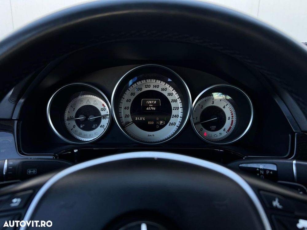 Mercedes-Benz E - 17